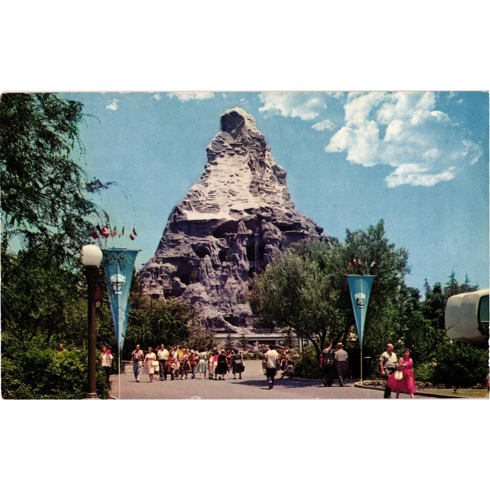 Matterhorn TomorrowLand Disneyland Magic Kingdom Postcard‎ Unposted